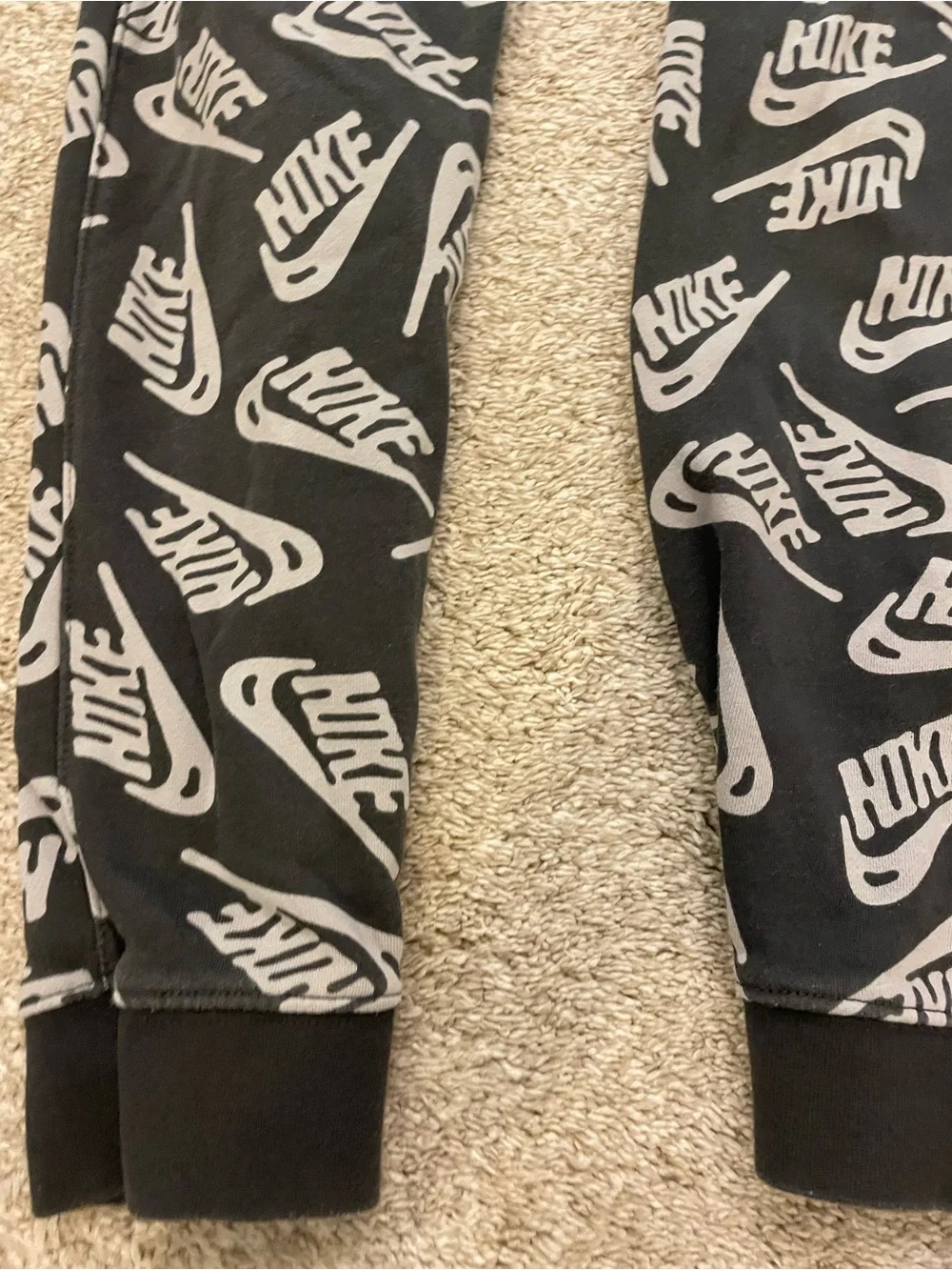 Nike kids joggers